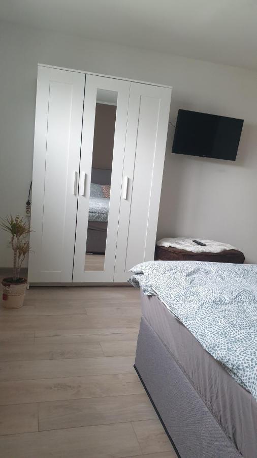 Boardingappartement Windeckblick, ruhige, zentrale Lage mit großem Südbalkon Bühl Exterior foto