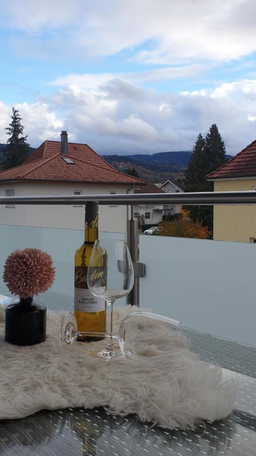 Boardingappartement Windeckblick, ruhige, zentrale Lage mit großem Südbalkon Bühl Exterior foto