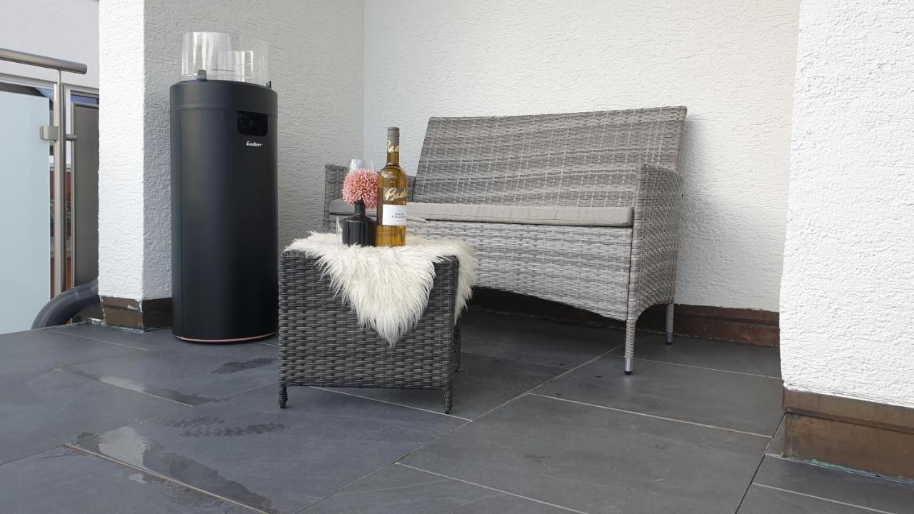 Boardingappartement Windeckblick, ruhige, zentrale Lage mit großem Südbalkon Bühl Exterior foto