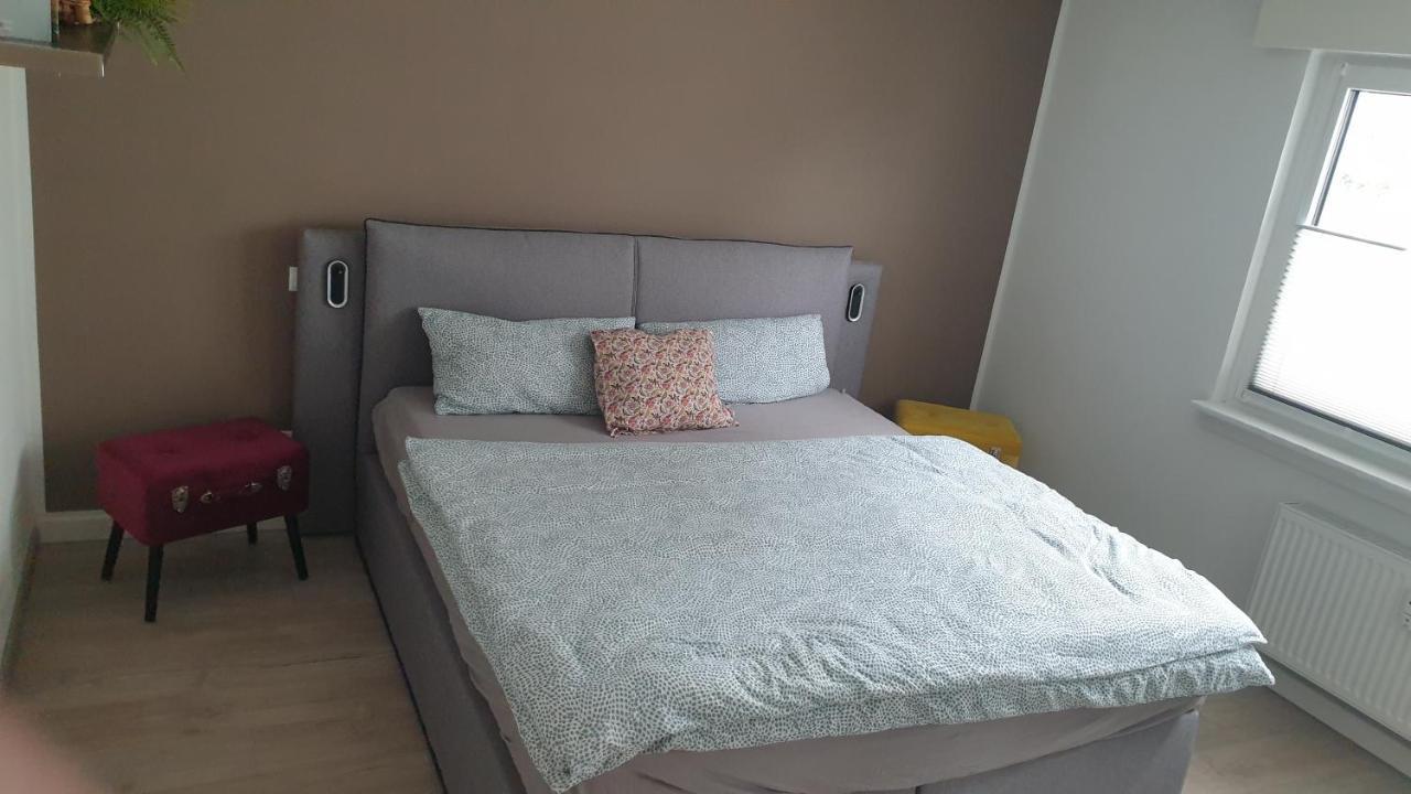 Boardingappartement Windeckblick, ruhige, zentrale Lage mit großem Südbalkon Bühl Exterior foto