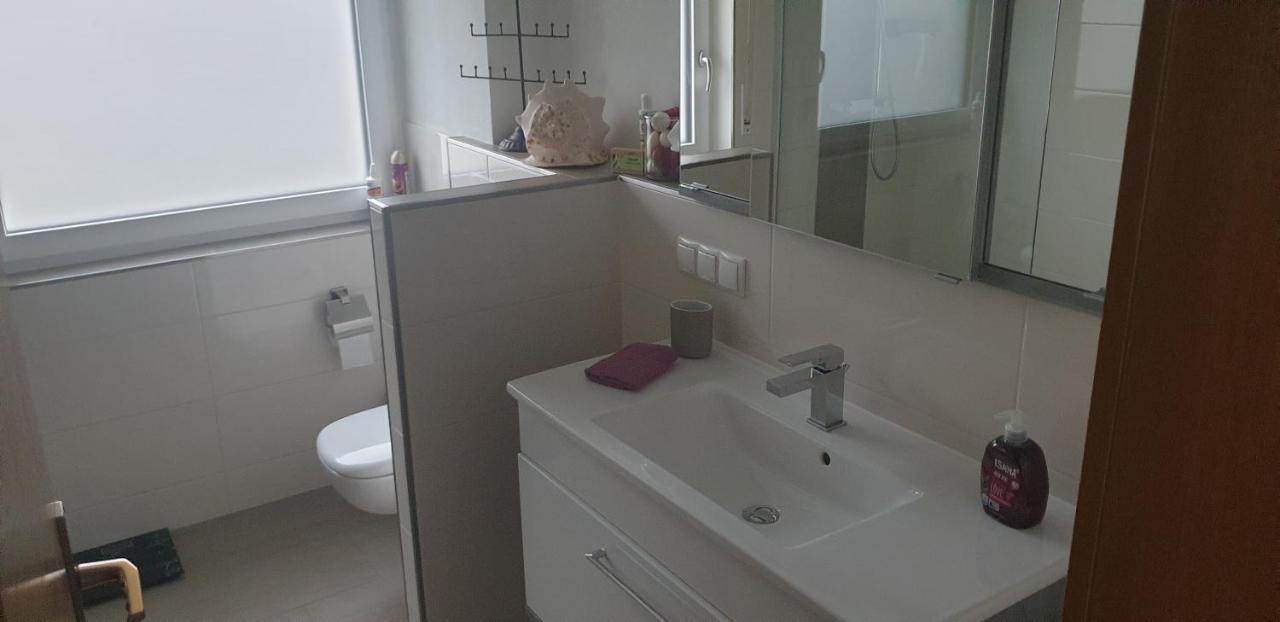 Boardingappartement Windeckblick, ruhige, zentrale Lage mit großem Südbalkon Bühl Exterior foto